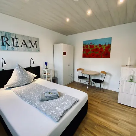 Pensionszimmer Melina Guest house *